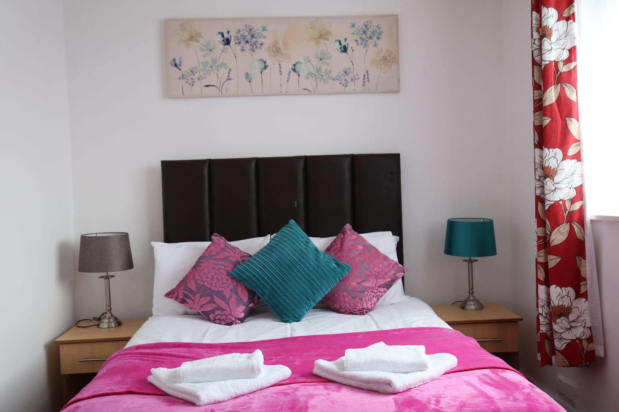 Metro House Star Accommodation London Bagian luar foto