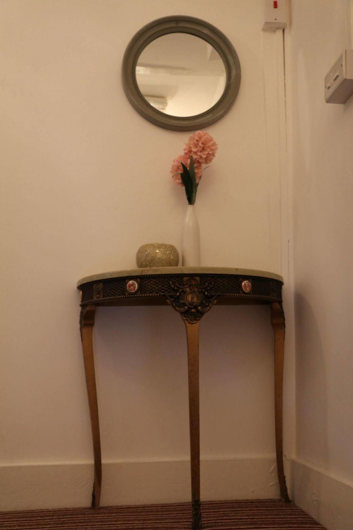 Metro House Star Accommodation London Bagian luar foto